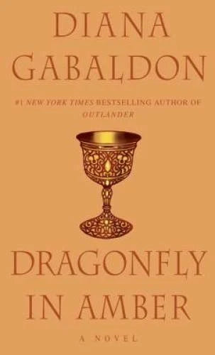 Dragonfly in Amber: A Novel (Outlander) - Mass Market Paperback - VERY GOOD - image 2