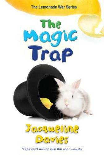 The Magic Trap (The Lemonade War Series) - Paperback - VERY GOOD