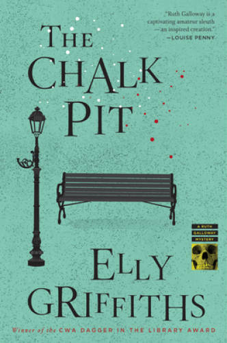 The Chalk Pit (Ruth Galloway Mysteries) - Paperback By Griffiths, Elly - GOOD