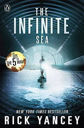 The Infinite Sea (The 5th Wave) - Paperback By Rick Yancey - GOOD