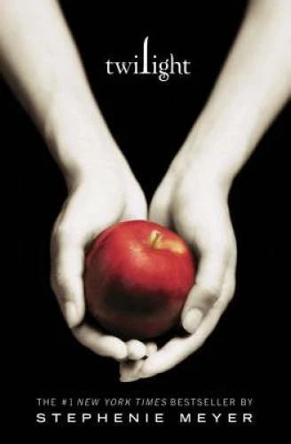 Twilight (The Twilight Saga, Book 1) - Paperback By Meyer, Stephenie - VERY GOOD