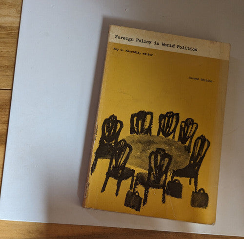 Foreign Policy in World Politics by Roy Macridis 1965, ex libris, pb t-19