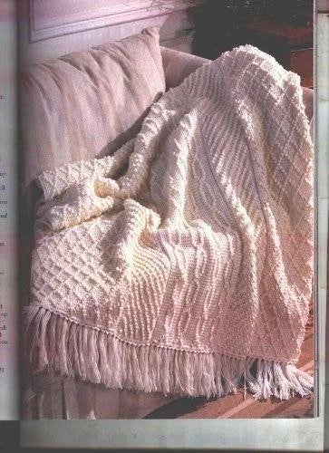 Herrschner's Blue-Ribbon Knit and Crochet Afghans - Hardcover - GOOD
